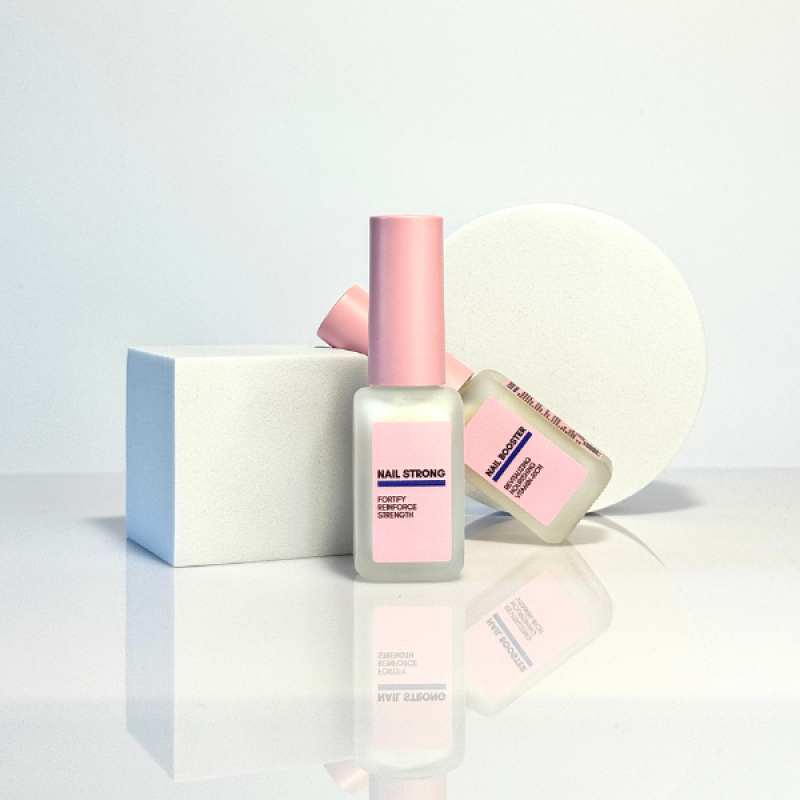 Лак для зміцнення нігтів ONE NAIL STRONG, 10ml